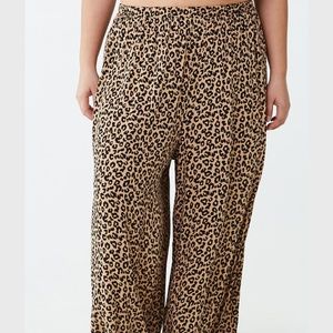 Plus Size Leopard Print Palazzo Pants